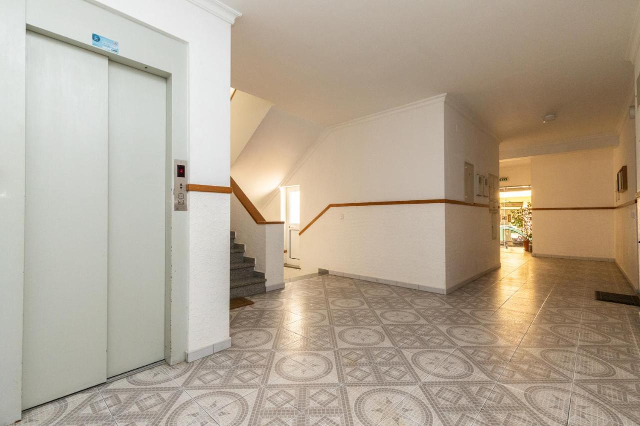 Apartamento Front View Flat Armacao de Pera