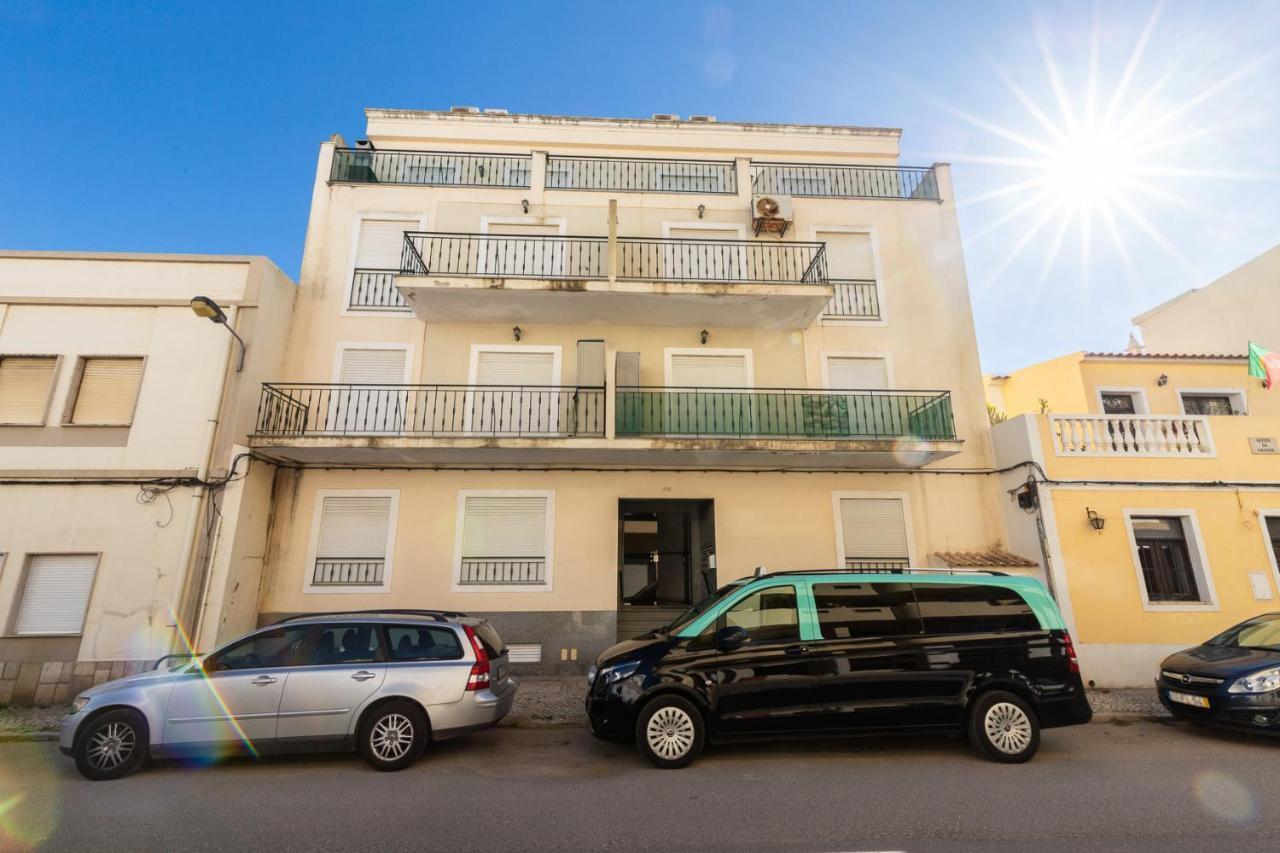 Apartment Front View Flat Huge Terrace Armacao de Pera
