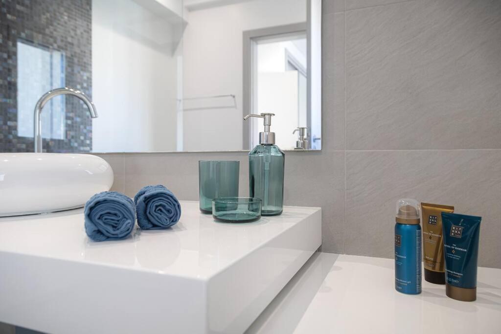 Limoeiro - Beautiful New Nestled In The Heart Of Gale
