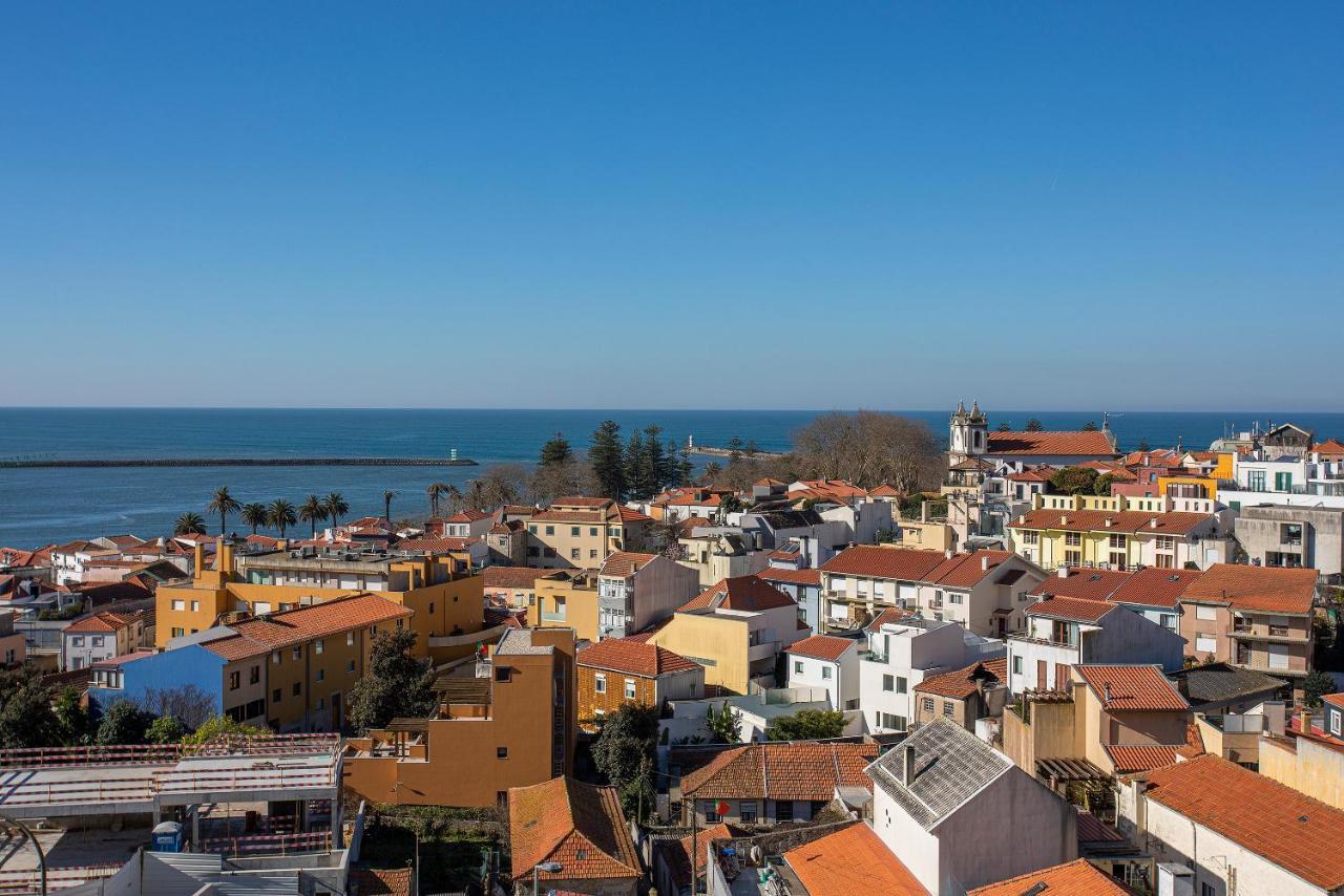 Liiiving In | Sea & River View Appartement Porto