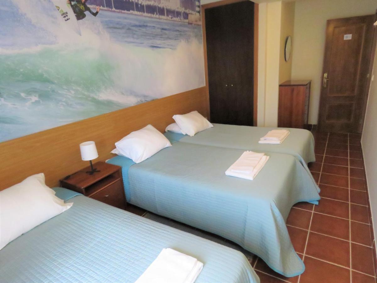 Albergue Supertubos Atouguia Da Baleia