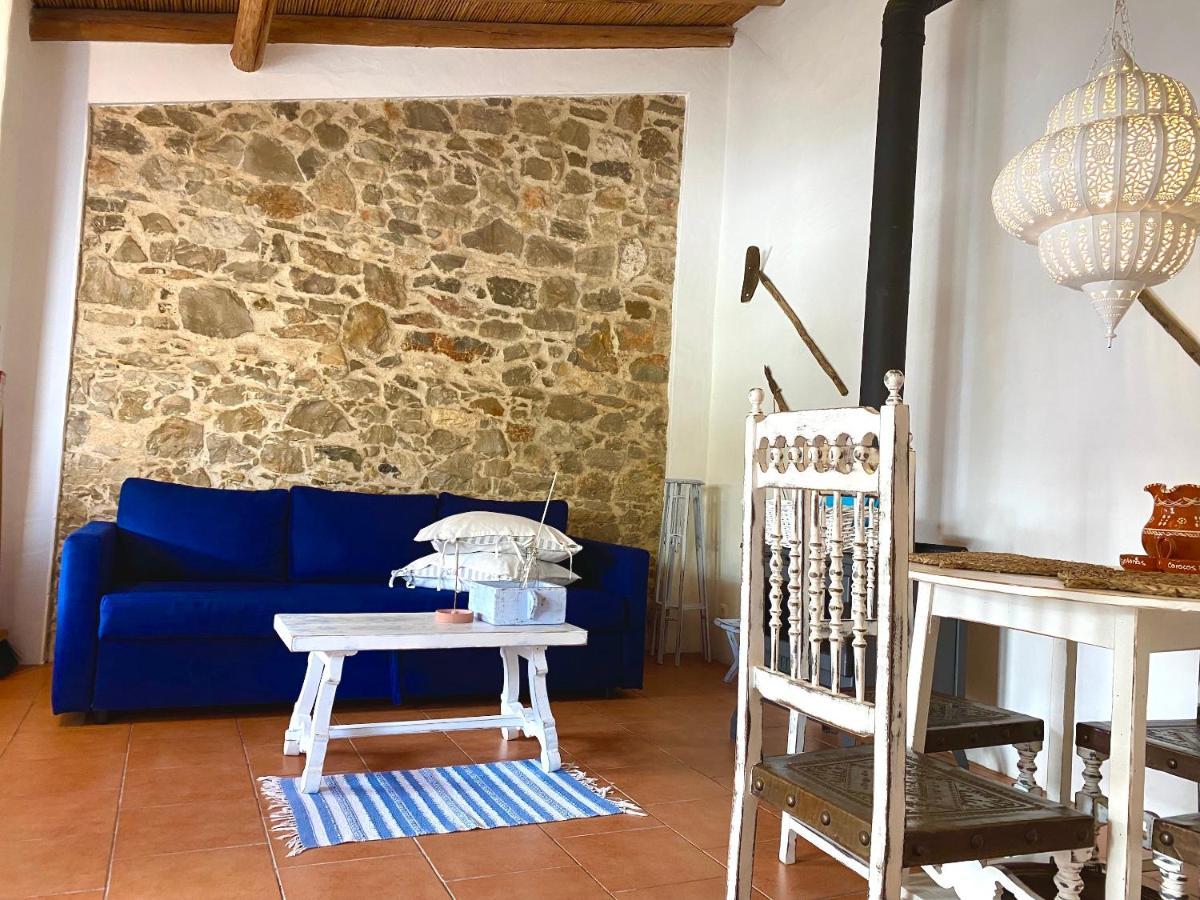 Casa Da Aldeia Holiday home Santa Barbara de Nexe