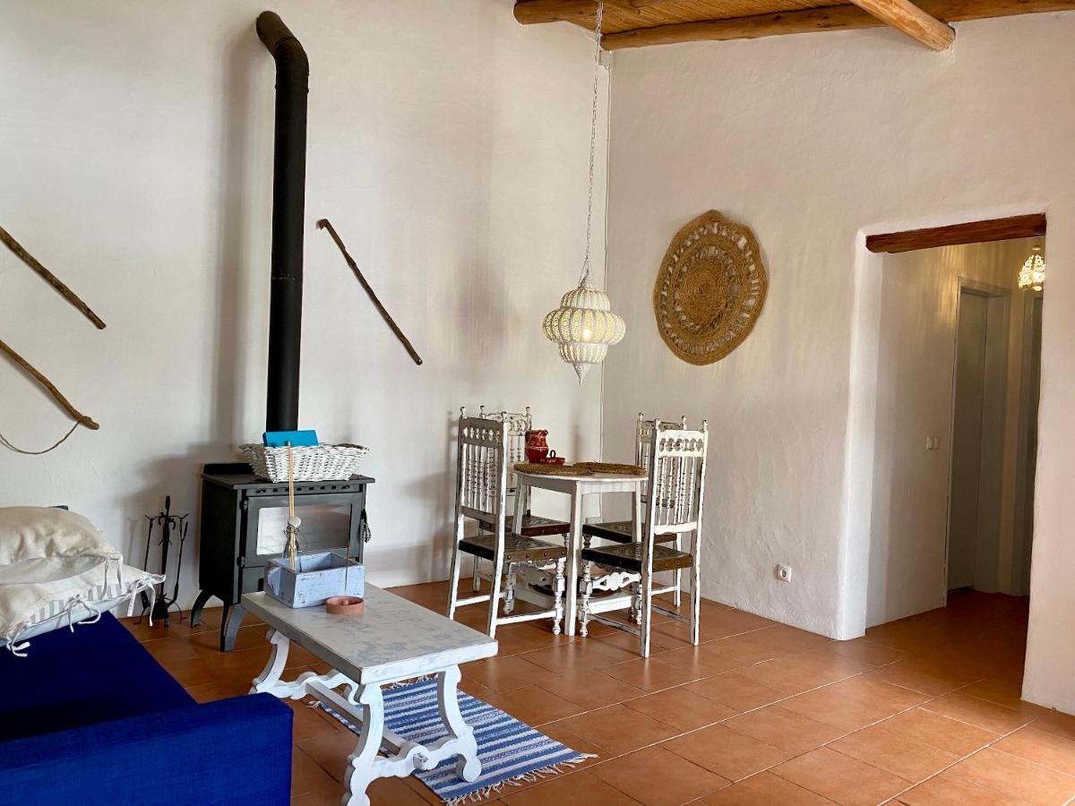 Casa Da Aldeia * Santa Barbara de Nexe