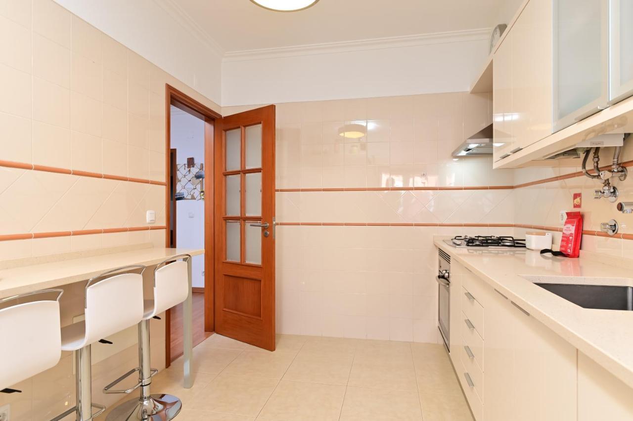 Village Center - Ocean View Apartment