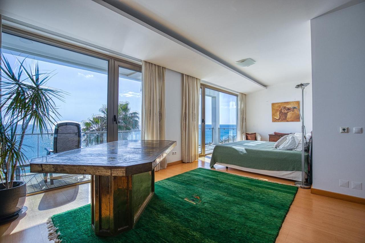 Da Lua. Ocean Front Luxury. Private Pool. Villa Praia Da Luz