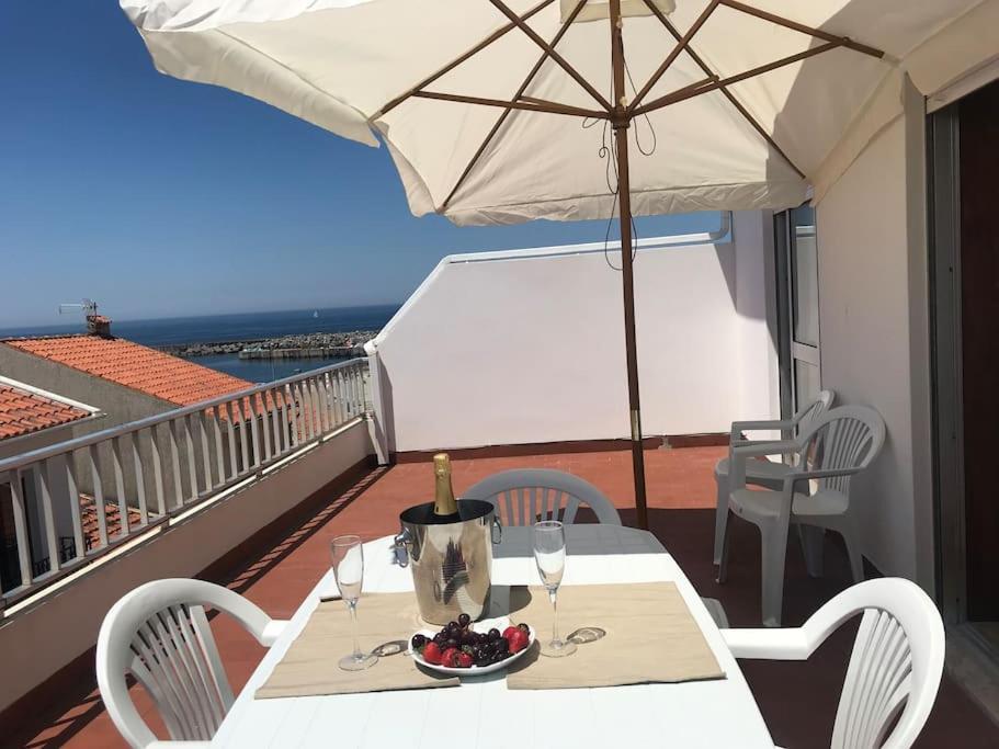 A Terraza Da Filipa * Vila Praia de Ancora
