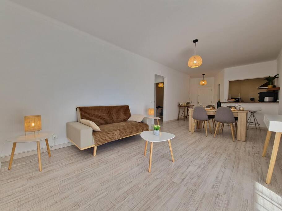 Apartment Modern Flat With Sea View And Direct Access