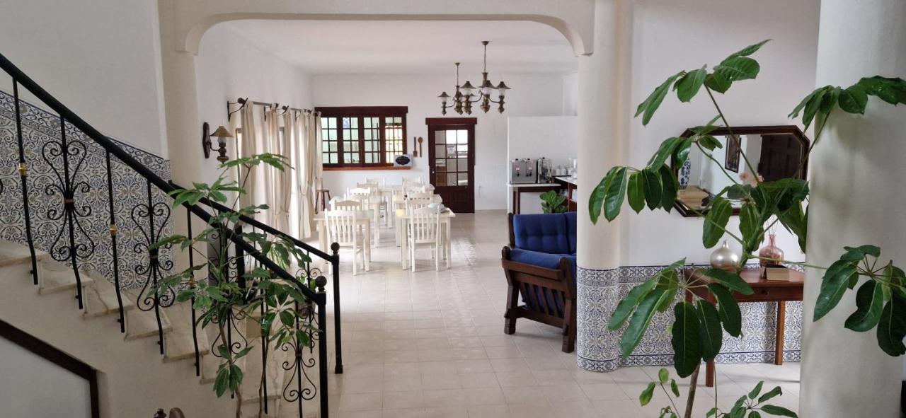 Guest house Casa Rosa Montes 3*