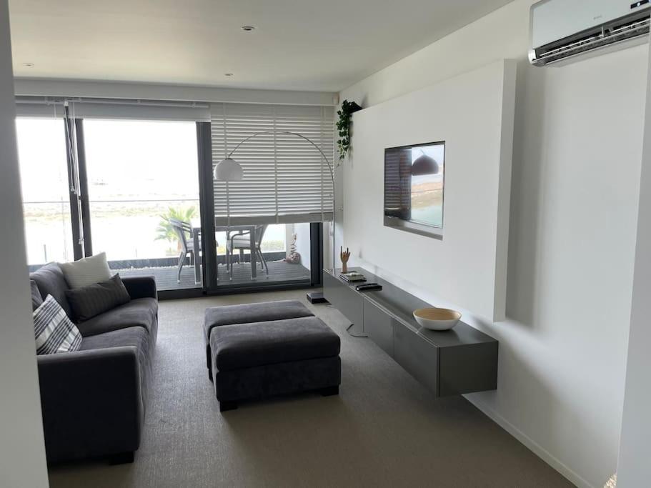 Apartment Stylish 1 Bedroom - Amazing Views *