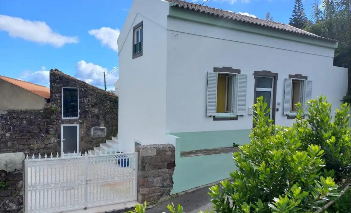 Casa Pyrrhula Murina - Private Jacuzzi Nordeste (Azores)