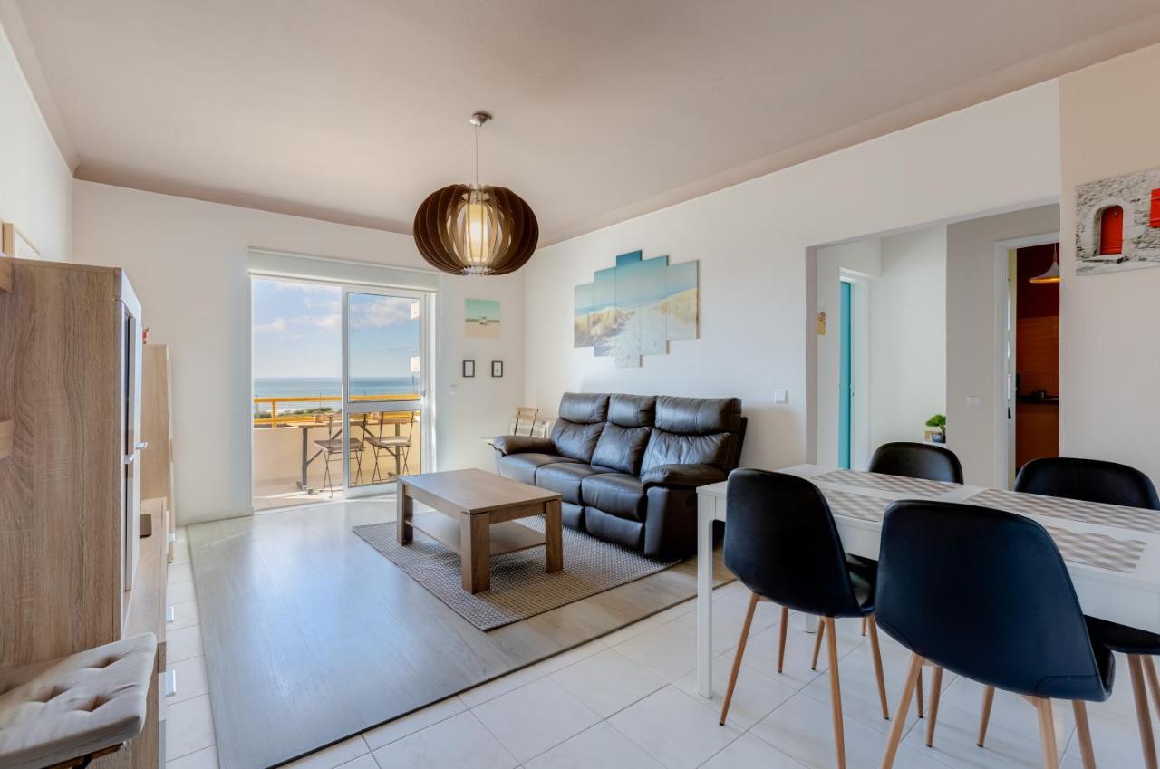 Max Crib - Seafront 2 Bedroom With Ac And Private Parking In