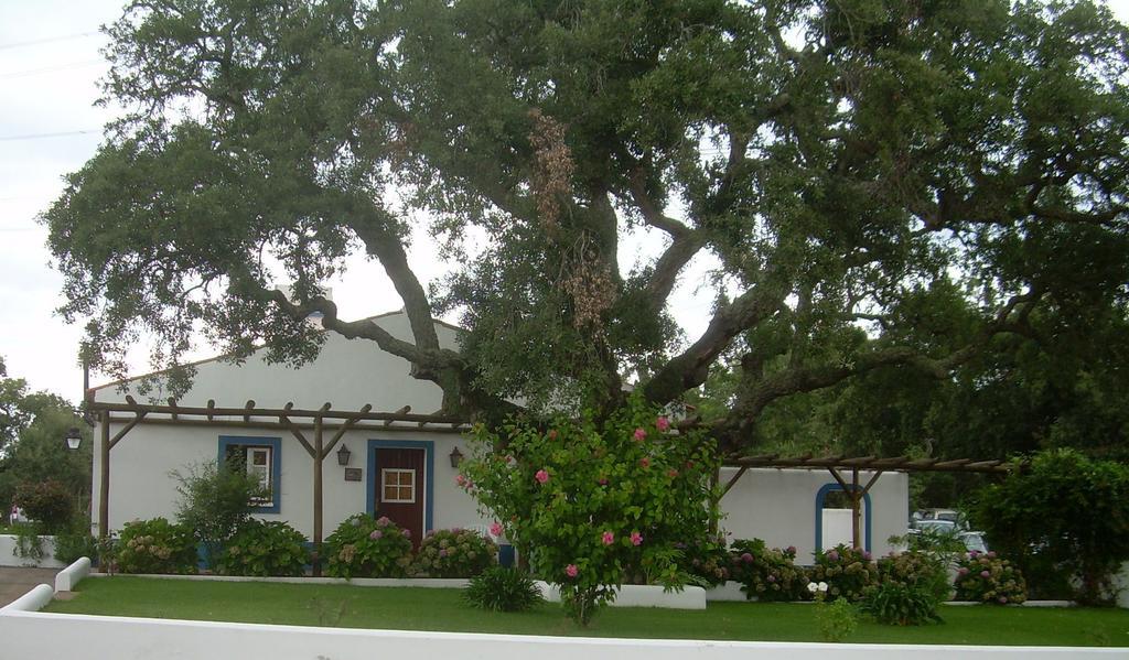 Herdade Da Fonte Branca *