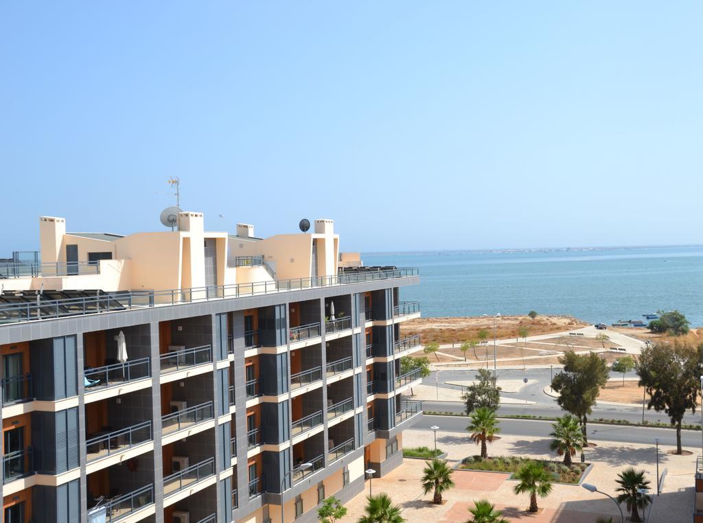 Apartamento Privilege Folha De Louro With Rooftop Pool, Village Marina - Olhão