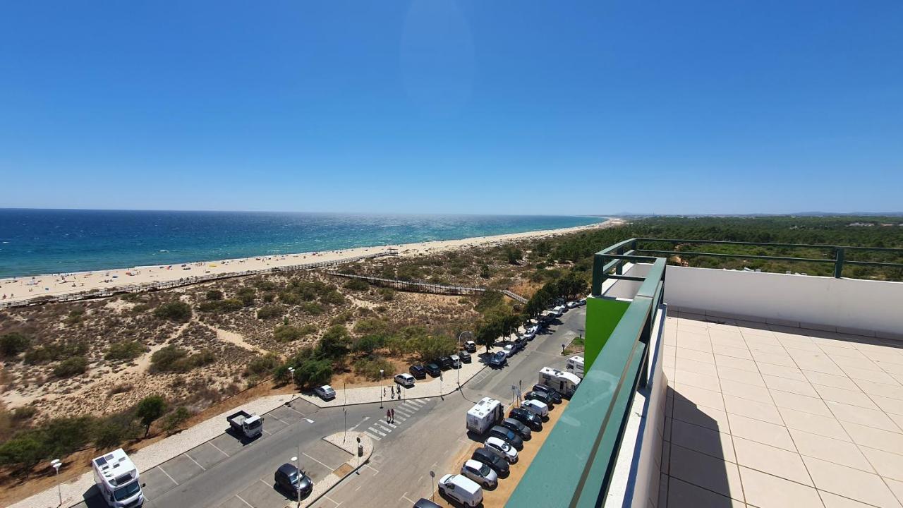 T2 Frente Mar Apartment Monte Gordo