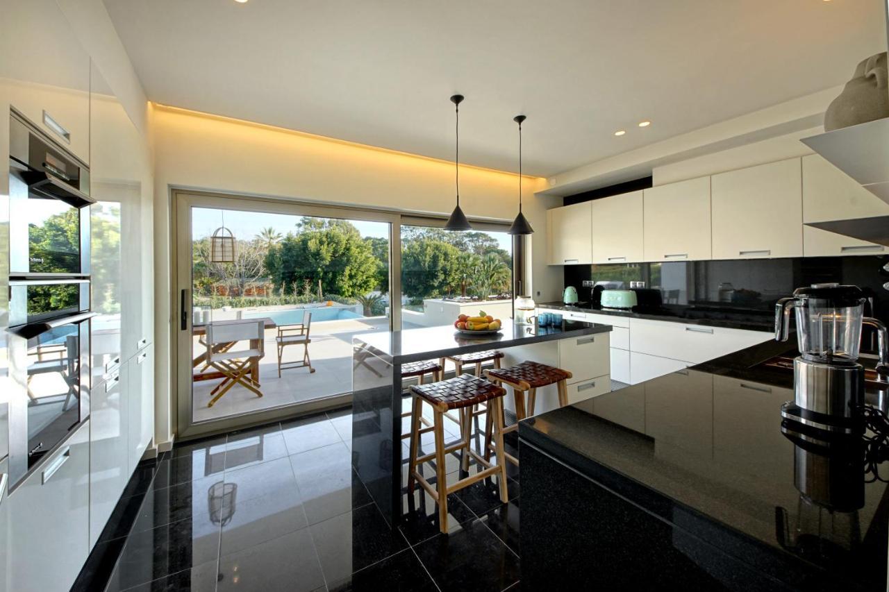 Luxury - Casa Do Forte- Infinity Pool Sea View- Walking Distance By Dreamvillasalbufeira Villa *