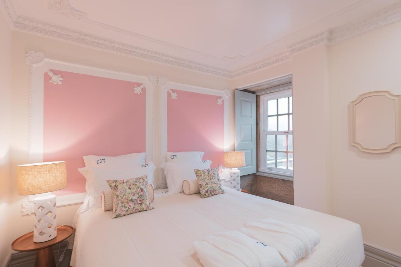 Farm stay Quinta De Travassinhos- Douro Valley & Santa Marta de Penaguiao