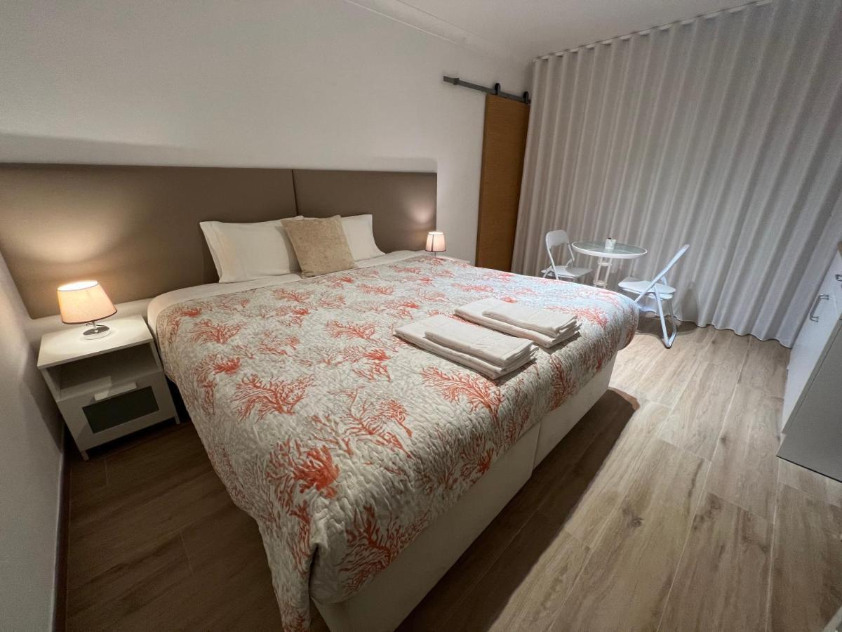 Alfazema Sunset House Bed & Breakfast *