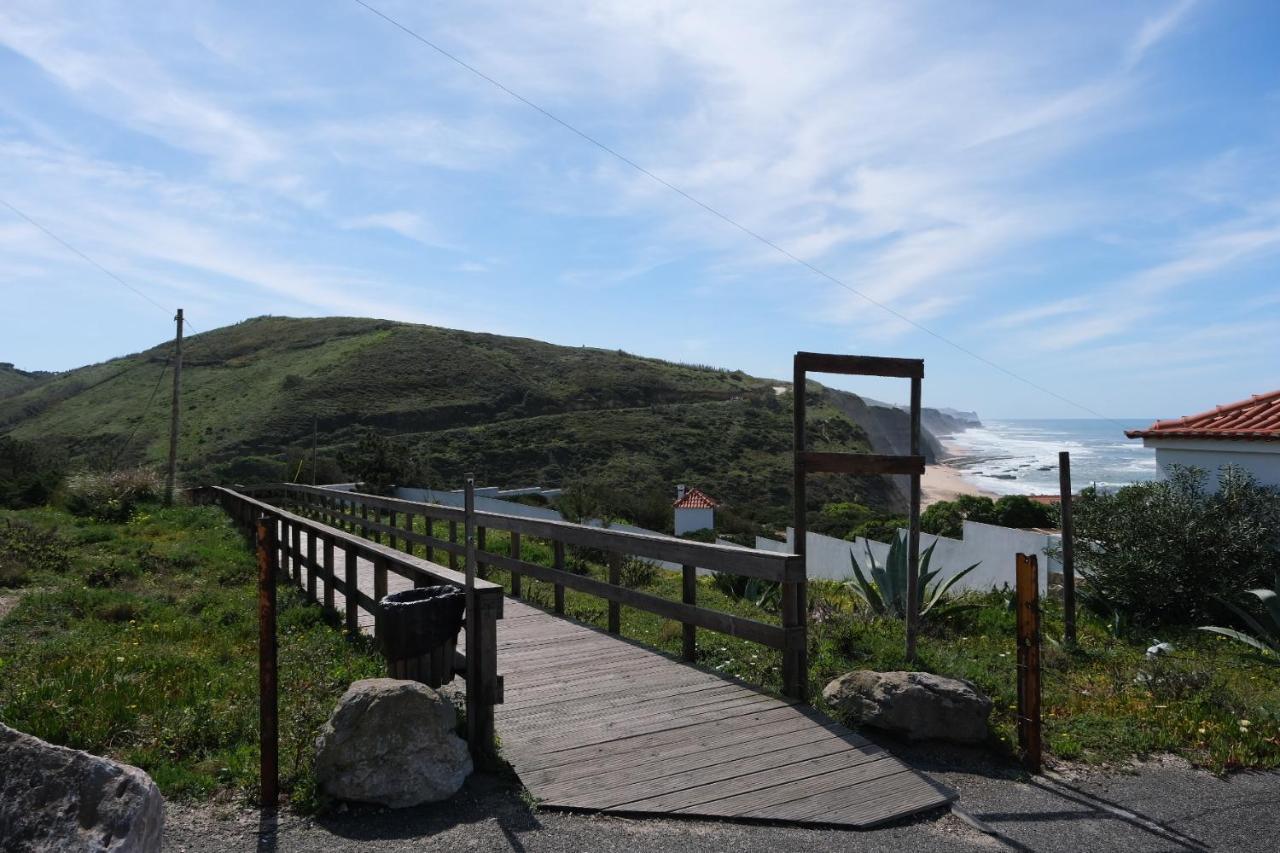 Guest house Mega Ocean Magoito - - Sintra