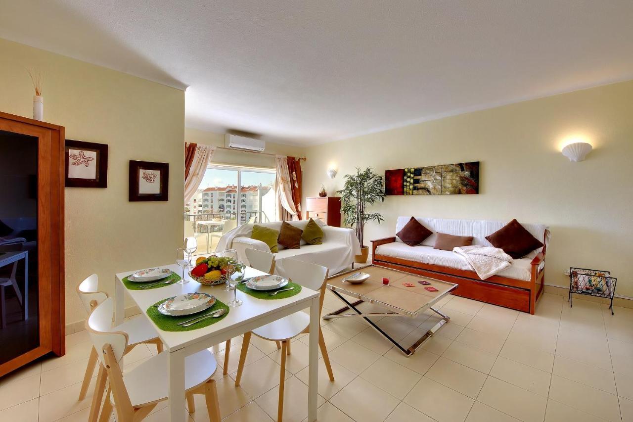 Do Atlantico Apartment *