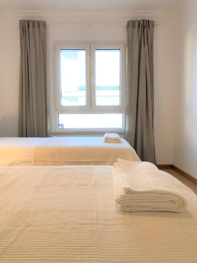 Apartment Sea Avenue House - Center Baleal - Surfboard Included *