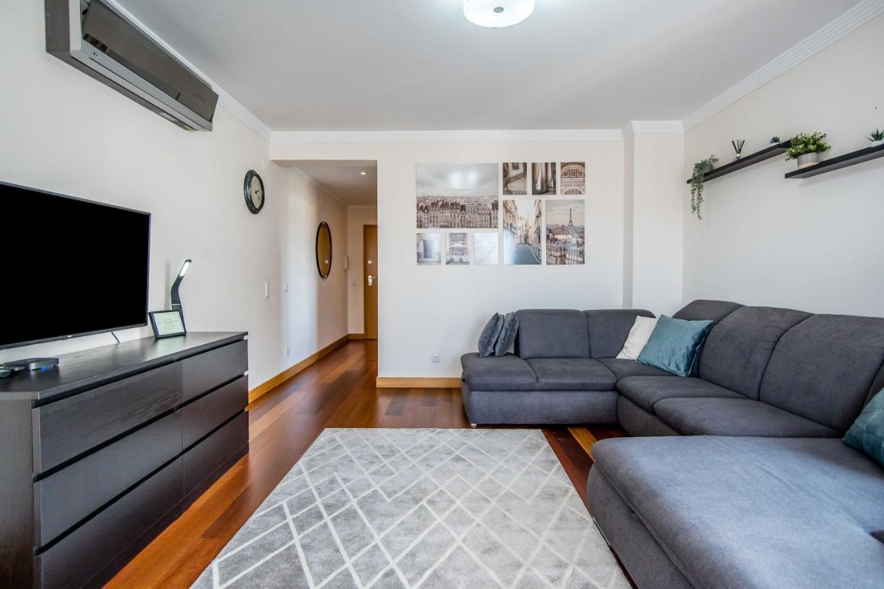 Apartamento Corcovada, Sunny And Bright T1 With Large Terrace, Albufeira