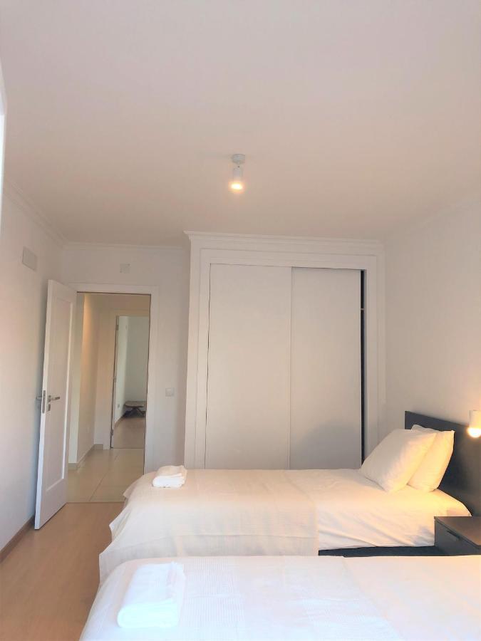 Sea Avenue House - Center Baleal - Surfboard Included *