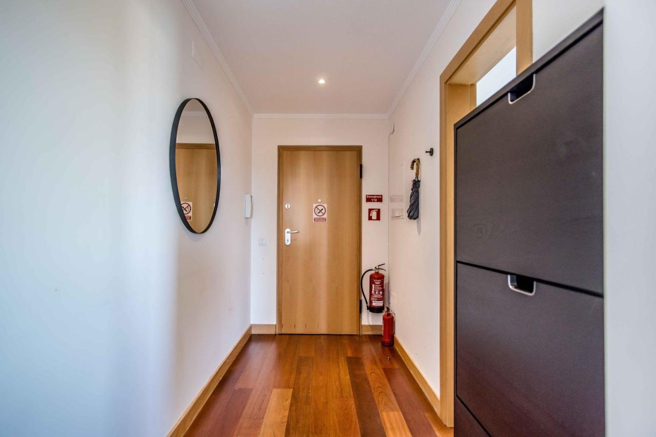 Corcovada, Sunny And Bright T1 With Large Terrace, Apartamento