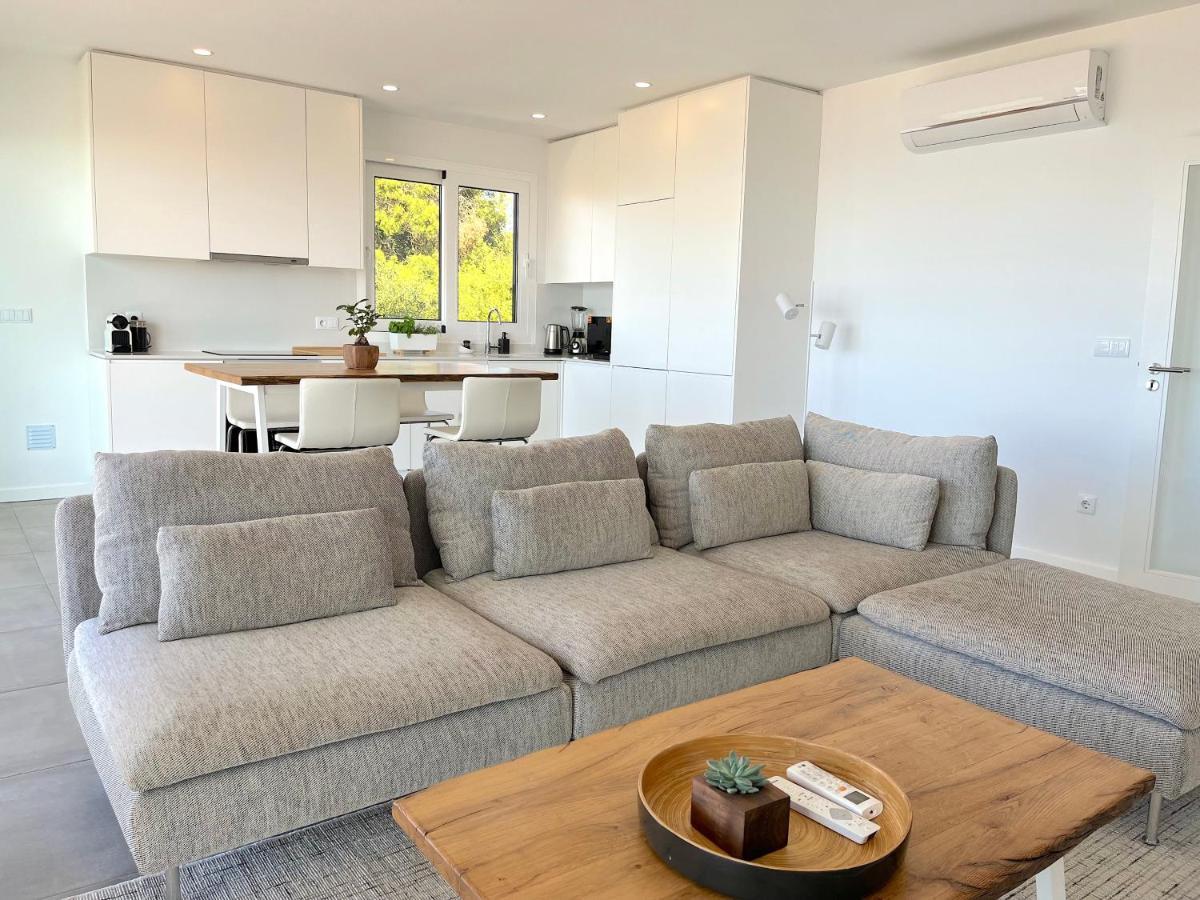 Ocean Views - New Private With Pool & Sea Views Apartment *