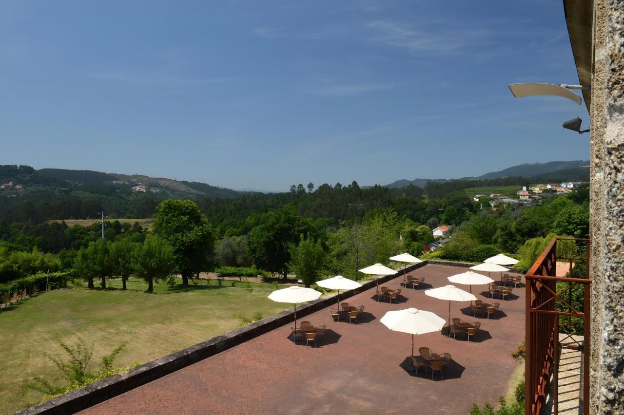Mosteiro De Amares