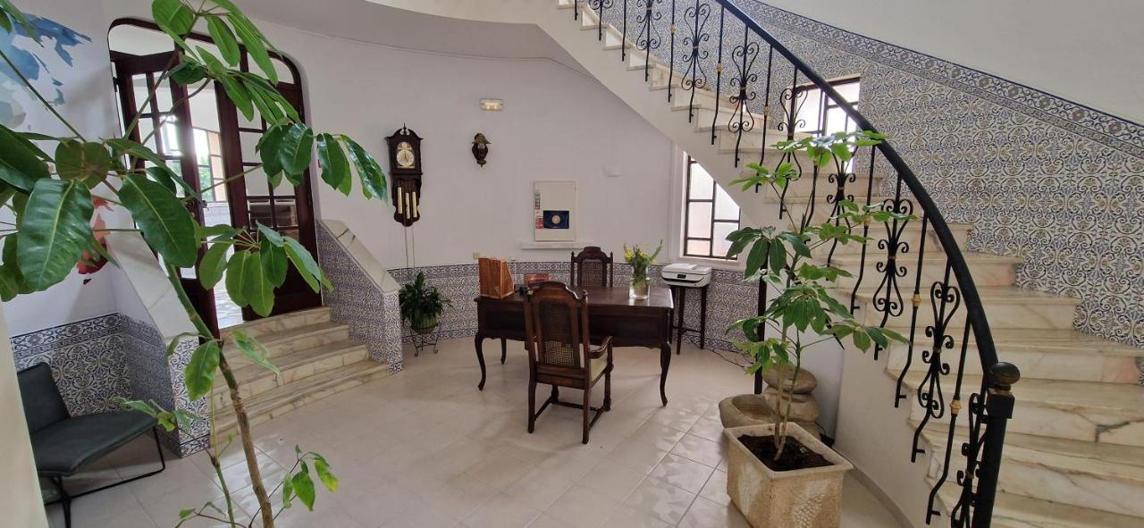 Guest house Casa Rosa Montes 3*