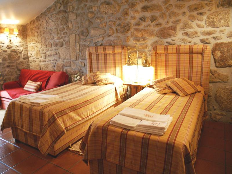 Casa Da Lage Bed & Breakfast