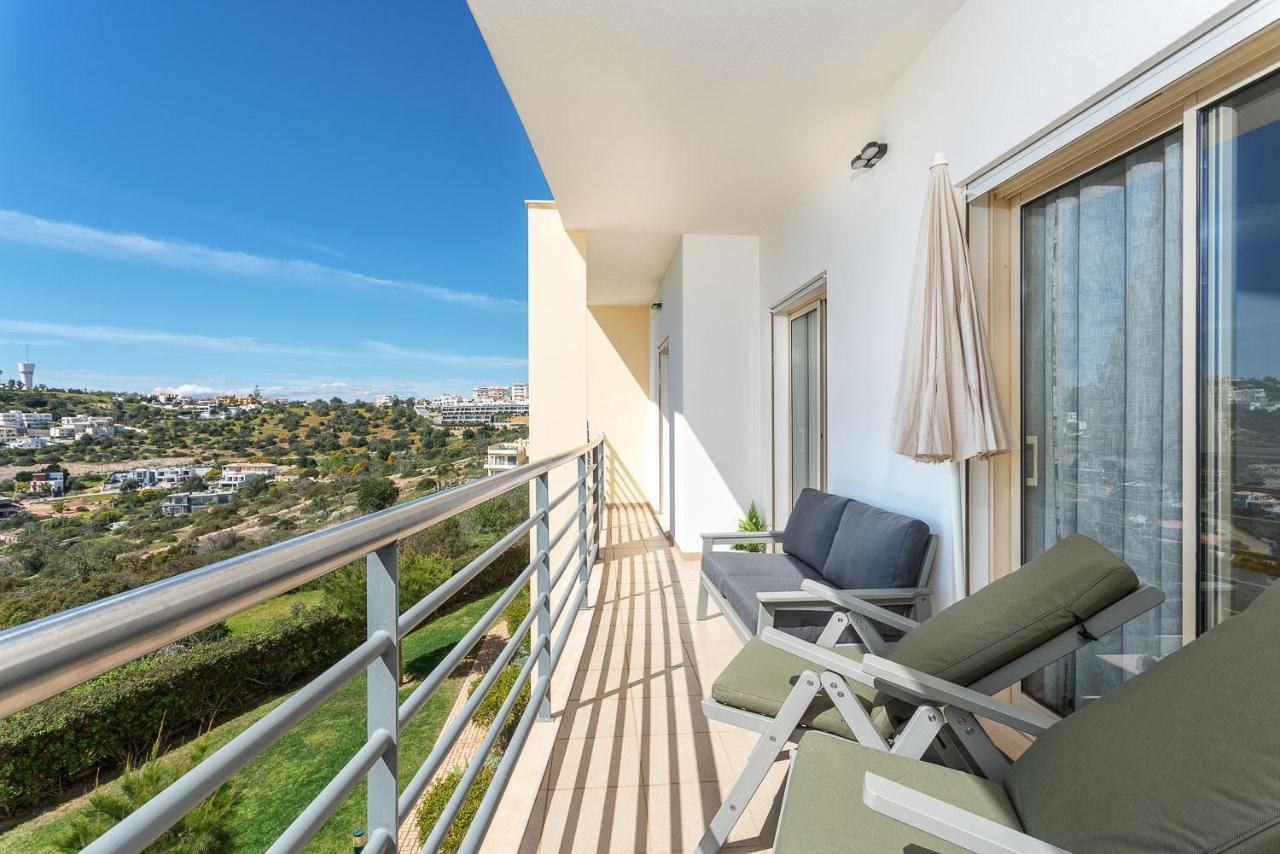 Homes Ocean View With Relax Terrace, 2 Swimming Pools & Tennis Court Apartment *