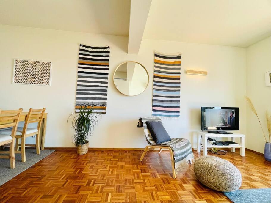 Avenue Q, In Apartment Praia Da Luz