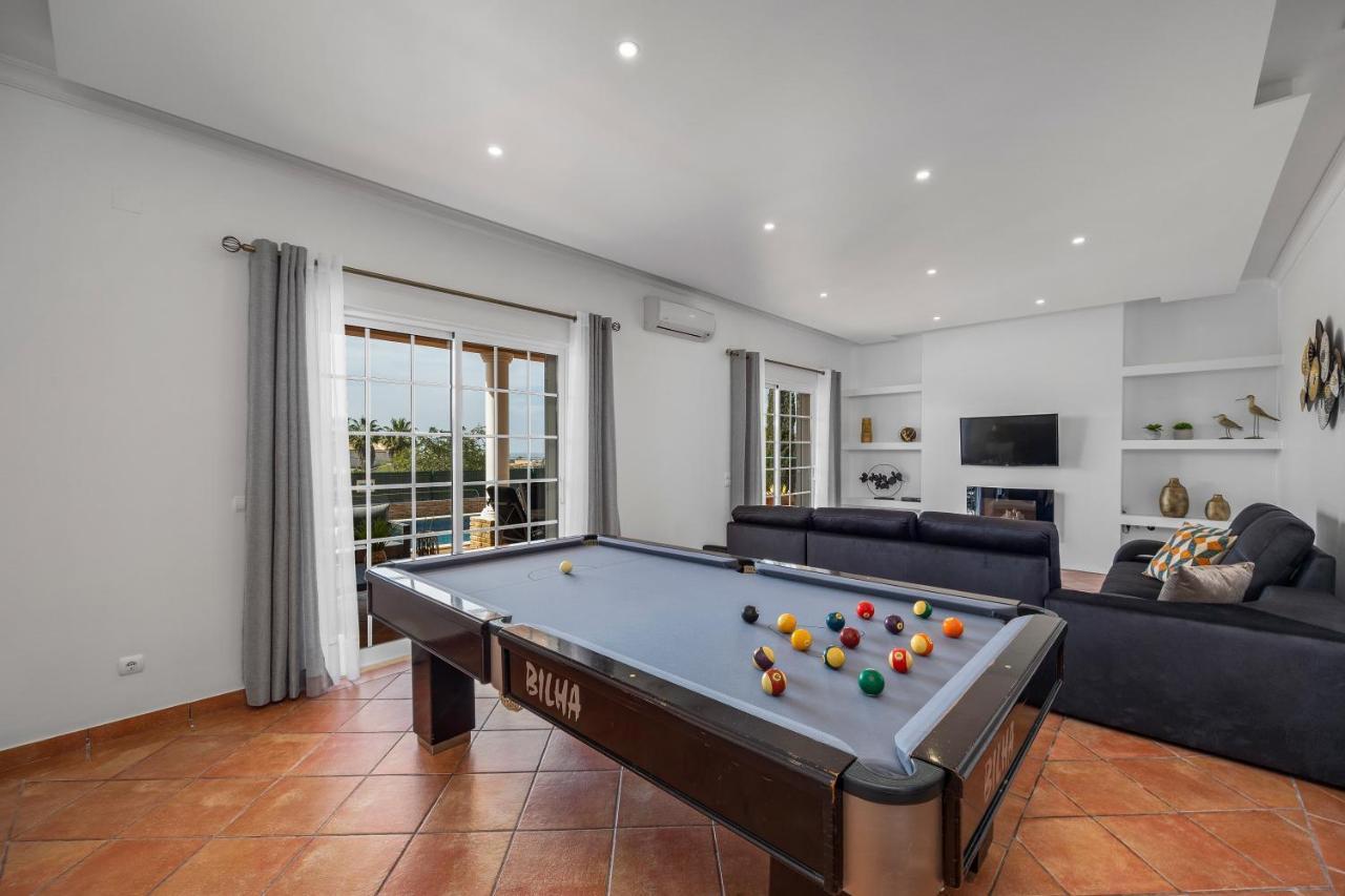 Laura By Algarve Holidays Villa Albufeira