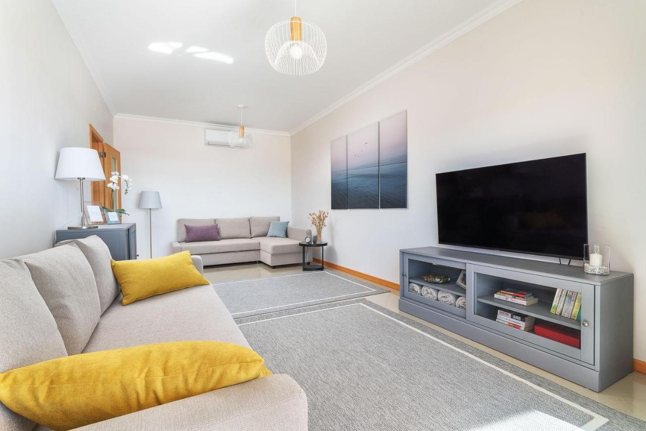 Homes Ocean View With Relax Terrace, 2 Swimming Pools & Tennis Court Apartment *
