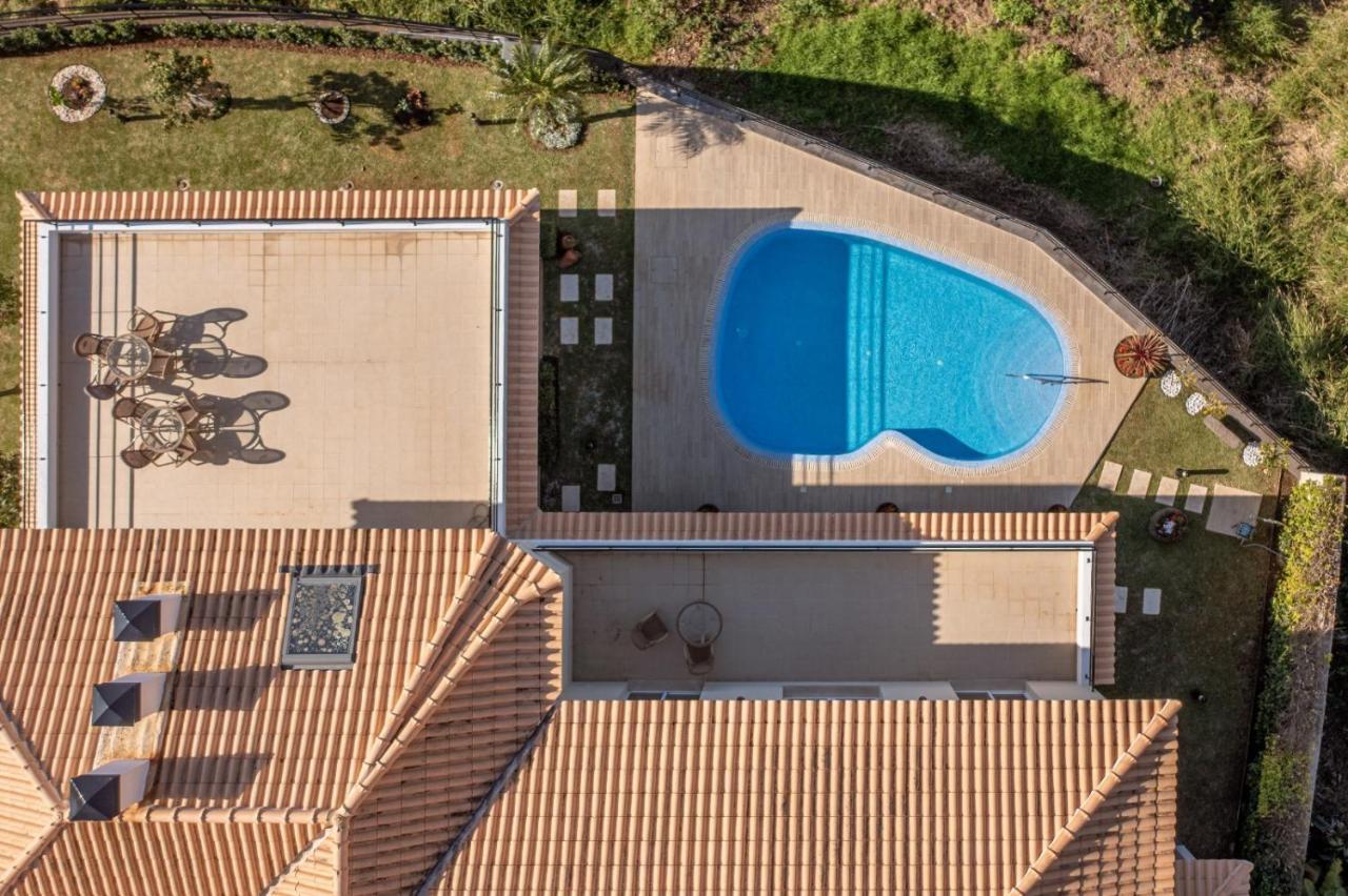 Luxury With Private Heated Pool, Garden And Views Of The Sea And Mountains. *