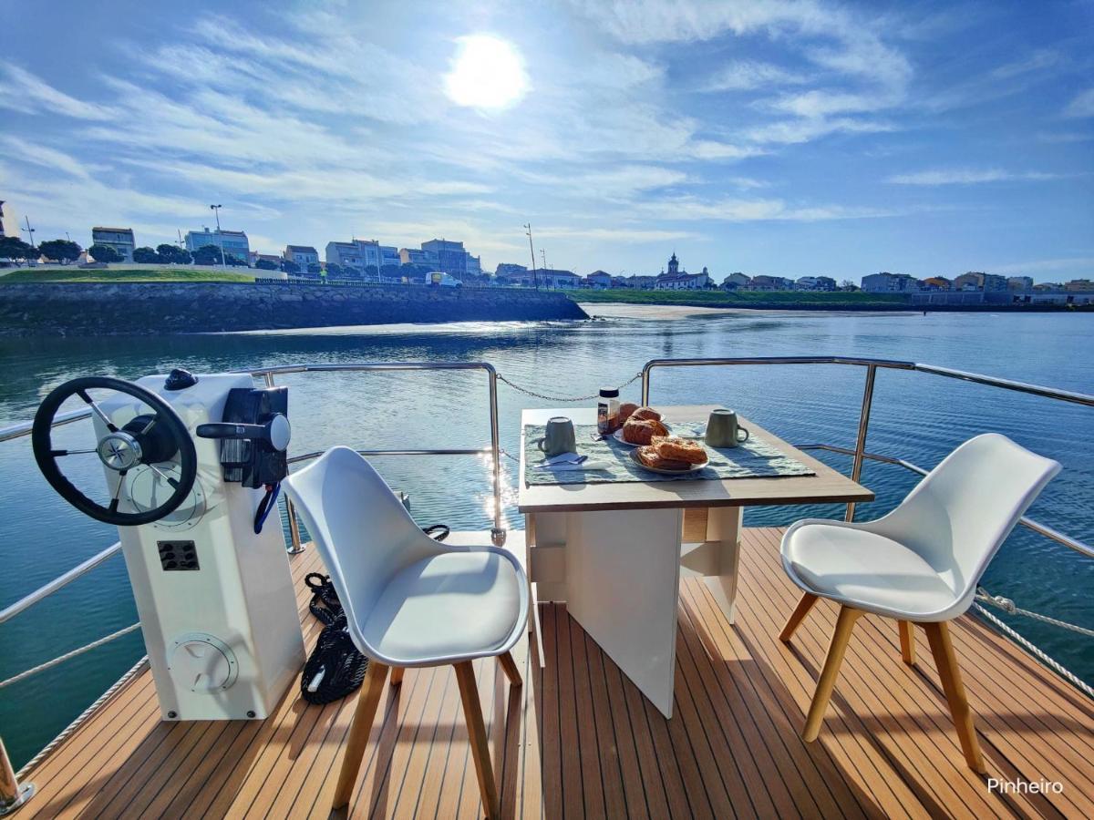 Botel Floating Experience - Casa Flutuante A 25 Min Do Porto Povoa de Varzim