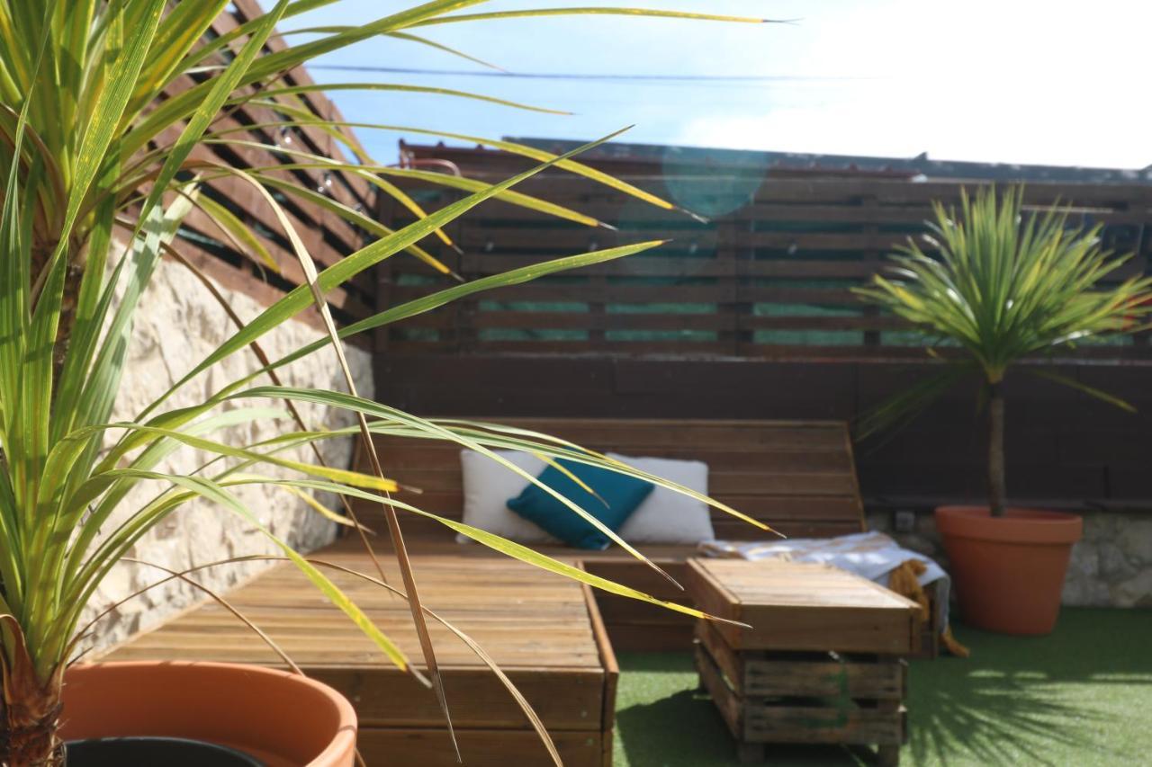International Surf School & Camp Gasthuis Sagres