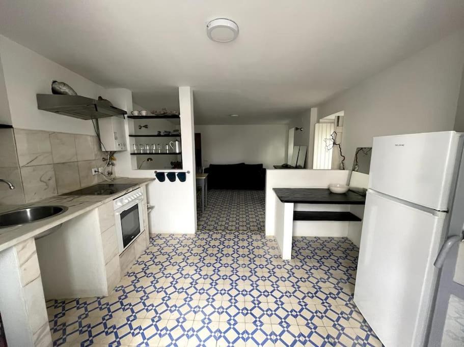 Puskin Apartment *