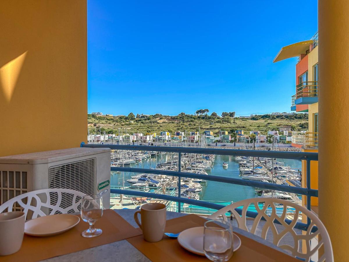 Luxury 1 Bedroom Apartment, Marina De Albufeira3 Appartement *