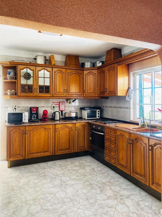 Monte Francisco Baanswy - 3 Quartos - Piscina Privada Bed & Breakfast