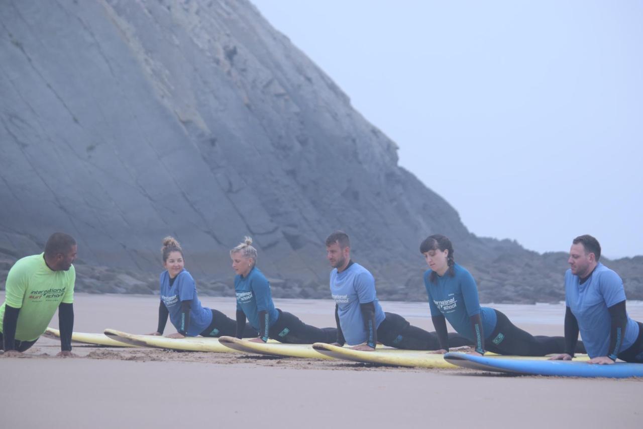 Gasthuis International Surf School & Camp
