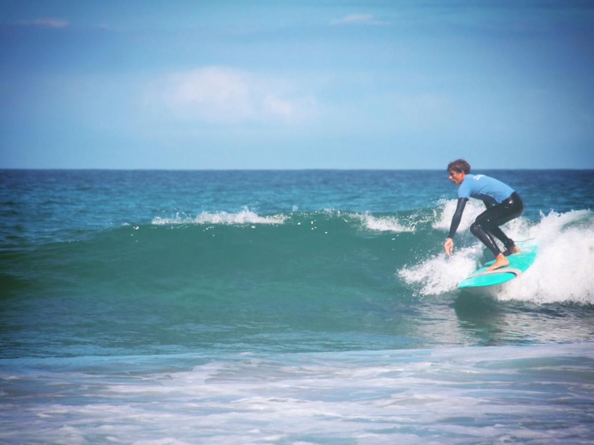 Gasthuis International Surf School & Camp Sagres