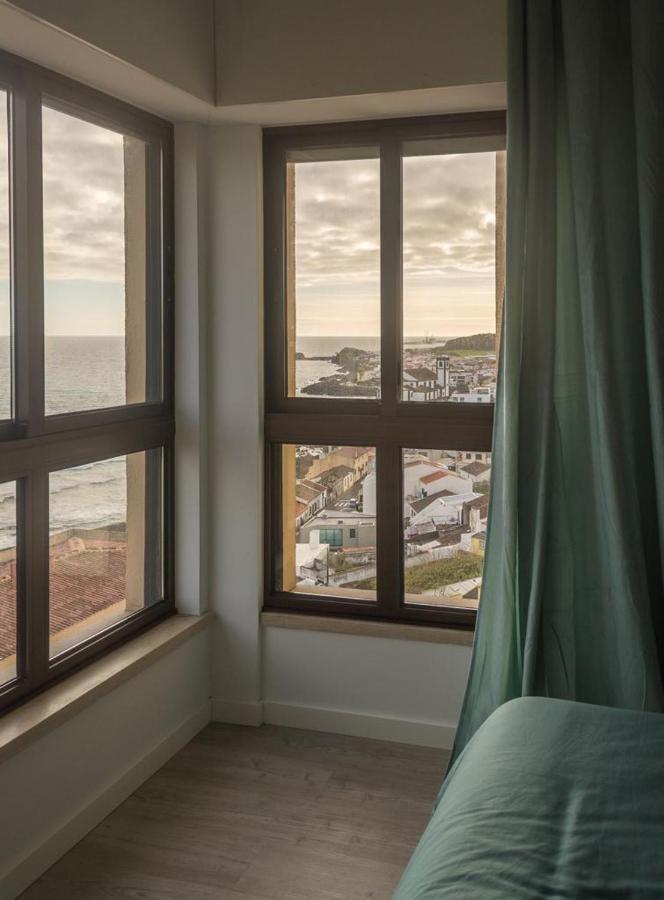 Populo Mar Ponta Delgada (Sao Miguel)