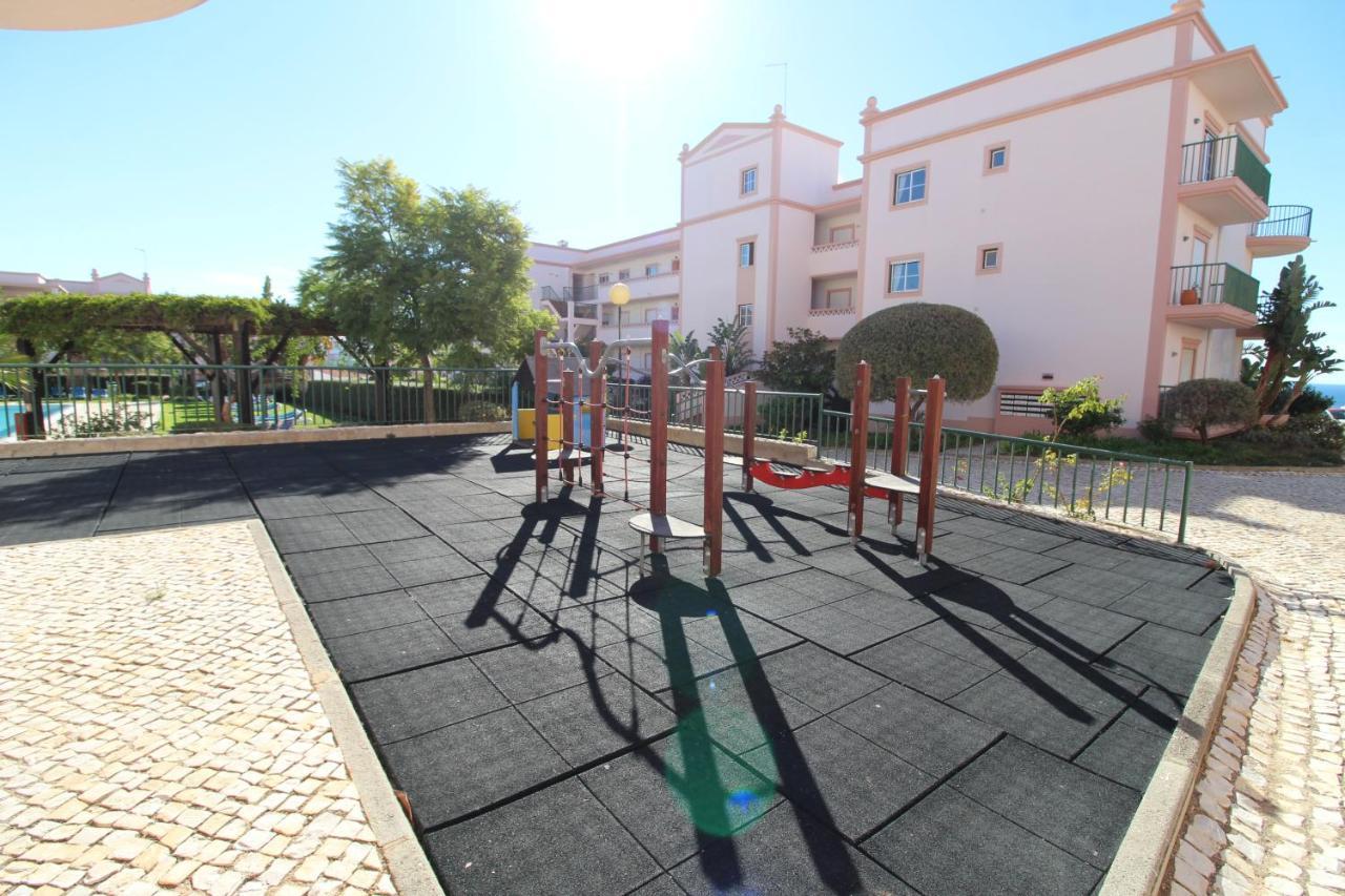 Apartment Casas - St 116, 2bed/2bath, Air Con, Shared Pool, Sea View