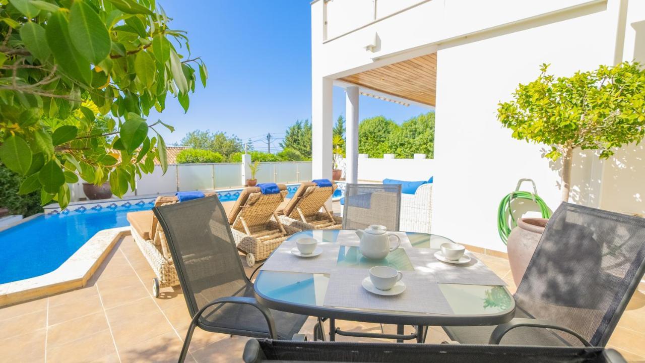 Ocean View Villa *