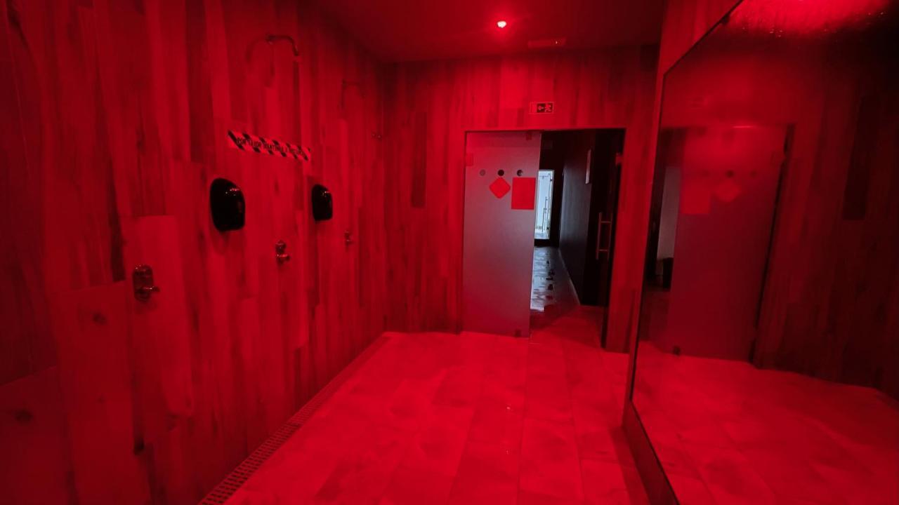 3 Caparica - Lisbon Gay Hotel 3*
