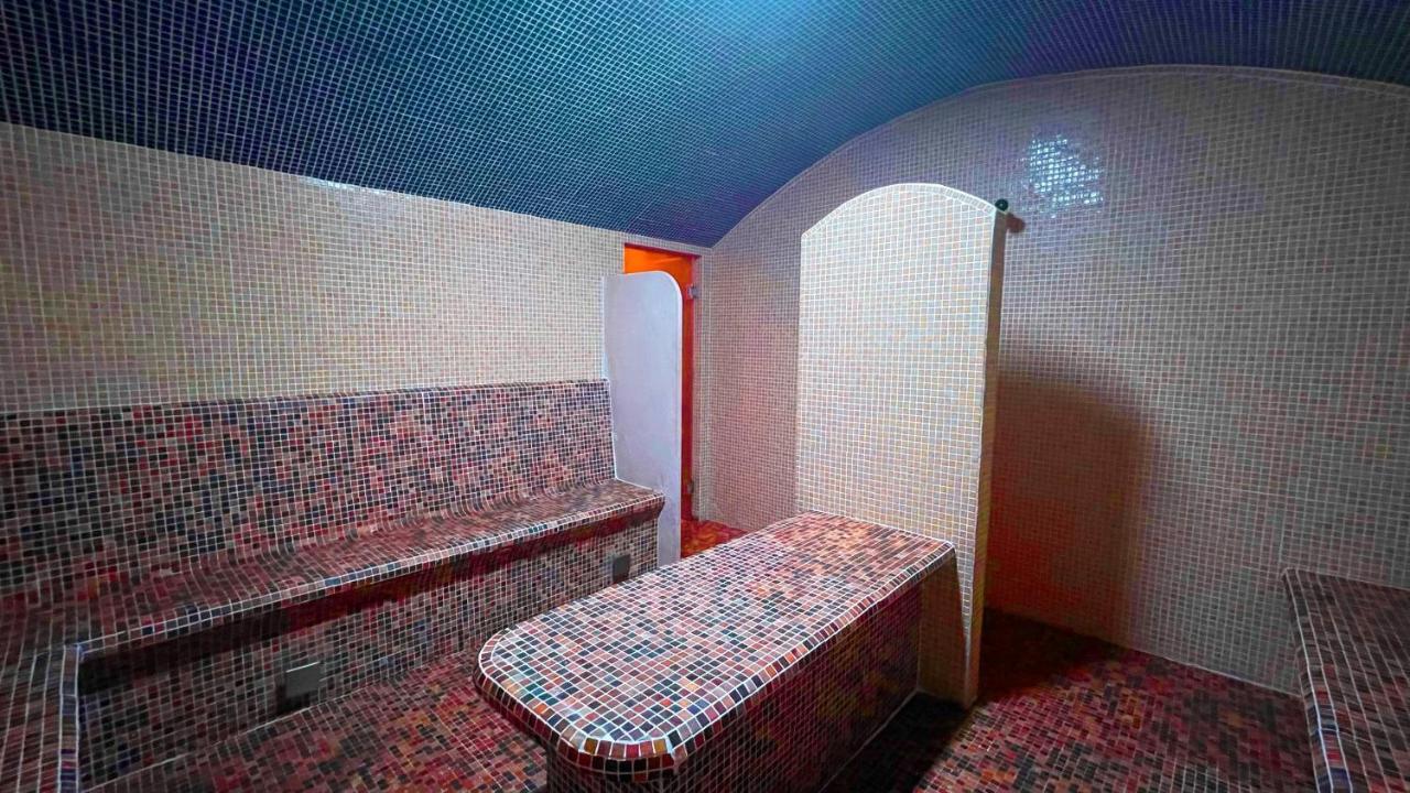 Hotel 3 Caparica - Lisbon Gay