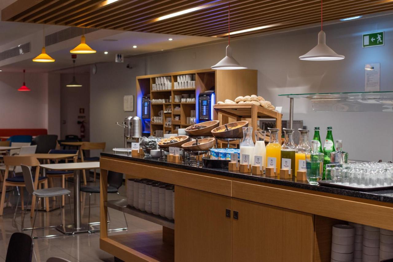 Hotel Express Lisbon Airport By Ihg Portela (Loures)