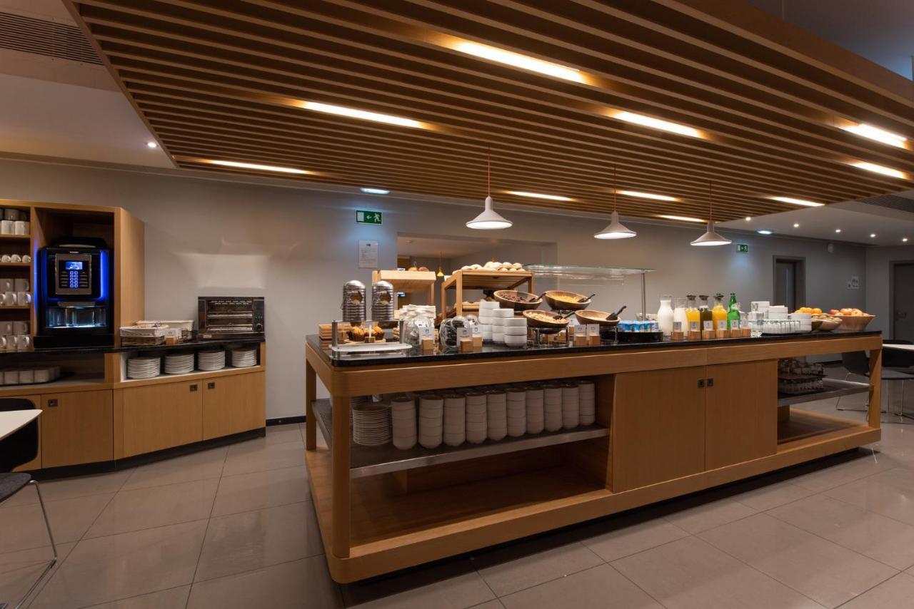 Express Lisbon Airport By Ihg Hotel